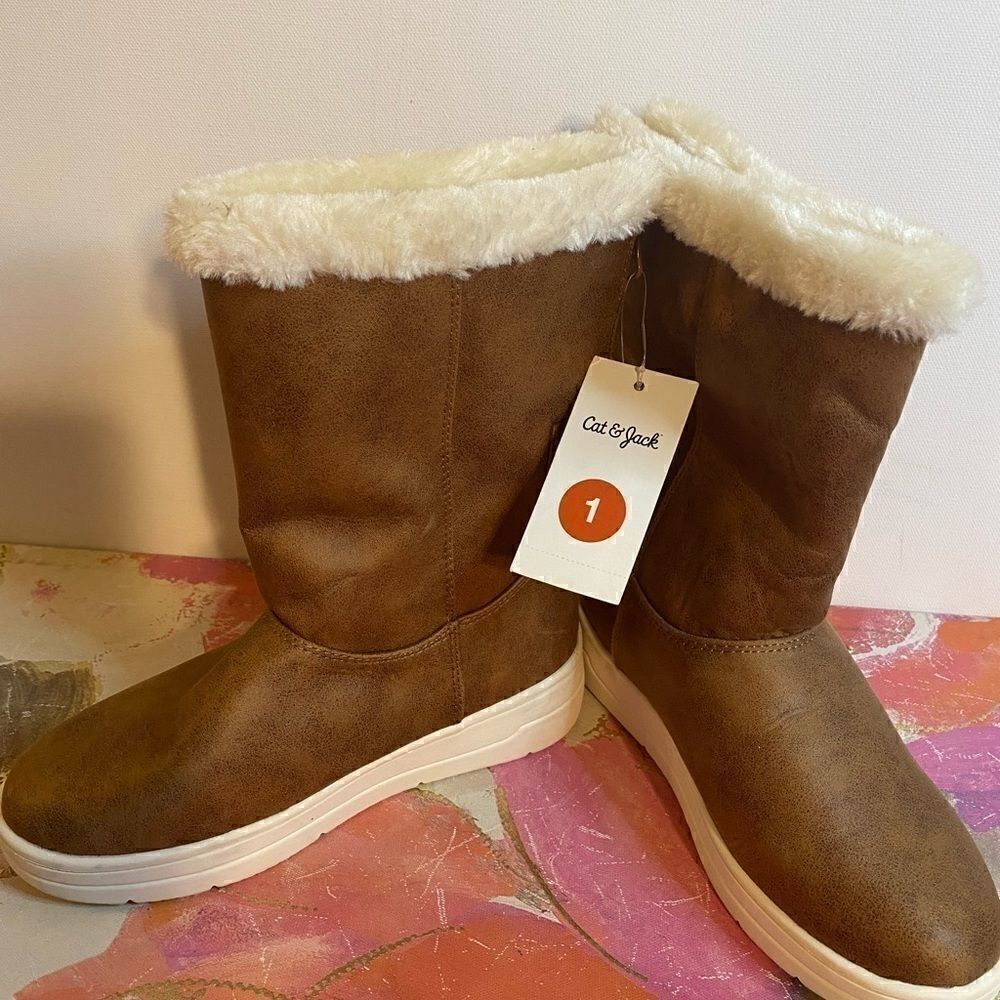 💥Cat & Jack Girl  faux suede shearling Boot -1 - Picture 5 of 11